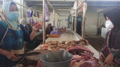 Menjelang Ramadhan, Pedagang Mengharapkan Harga Daging Tetap Stabil