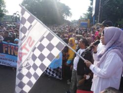 Ribuan Warga Batang Ikuti Jalan Sehat Gebyar Muktamar Muhammadiyah Dan Aisyiyah Ke-48